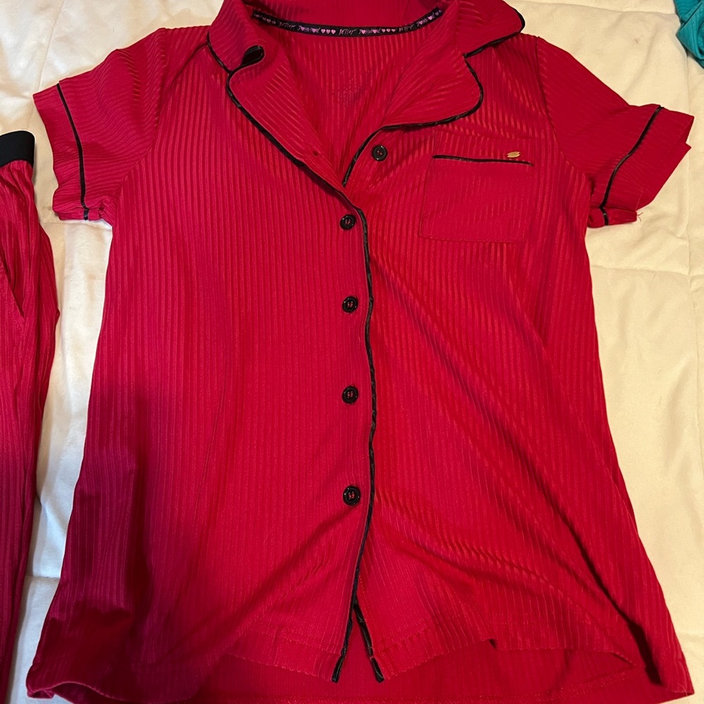 Chic Red Button-Up Pajama Set - Picture 3 of 7